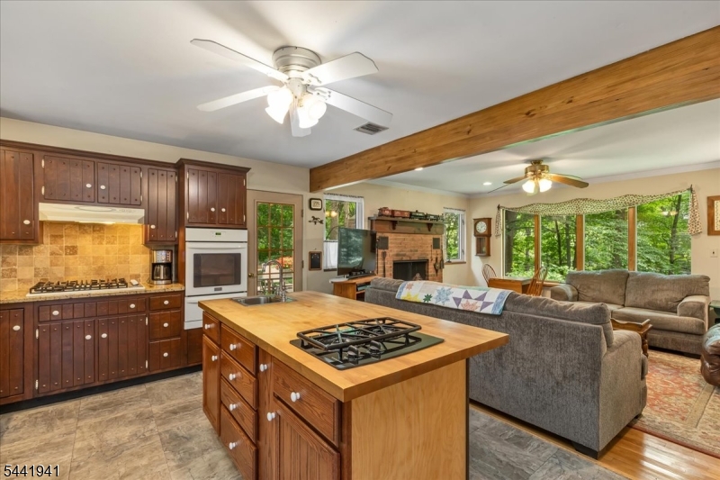 444 Little Brook Road Property Photo 10