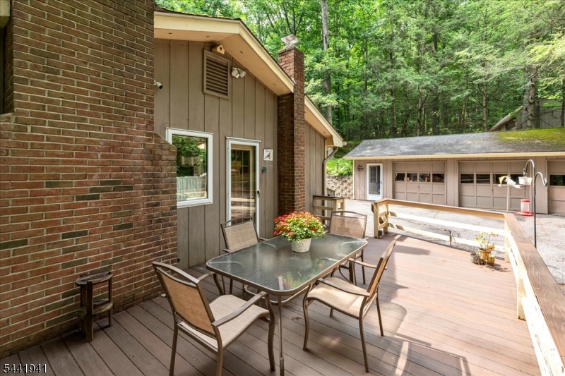 444 Little Brook Road Property Photo 27