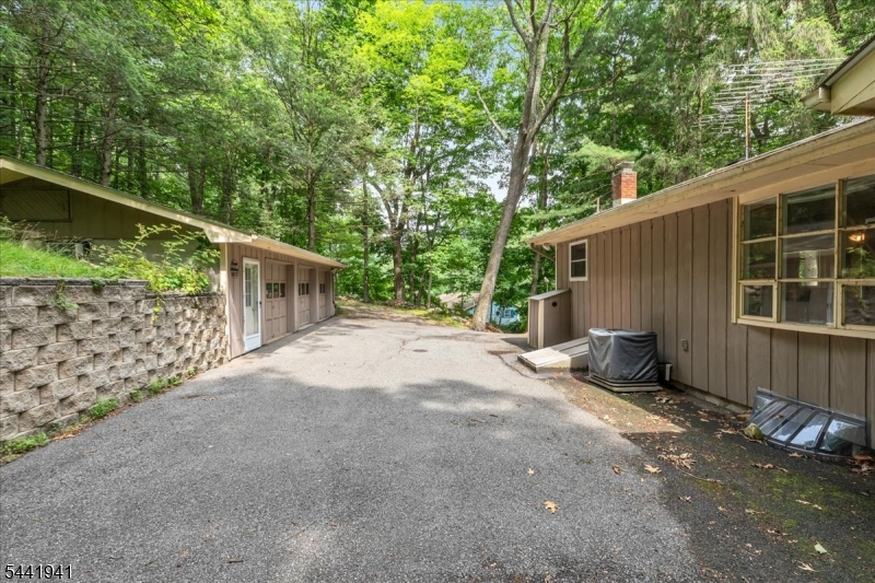 444 Little Brook Road Property Photo 38