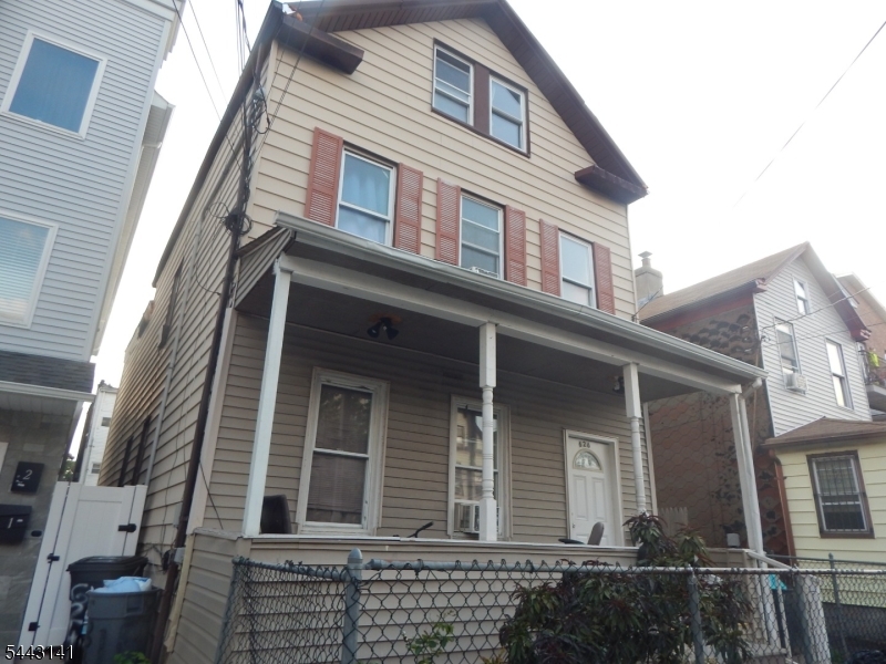 626 Fulton St Property Photo 1
