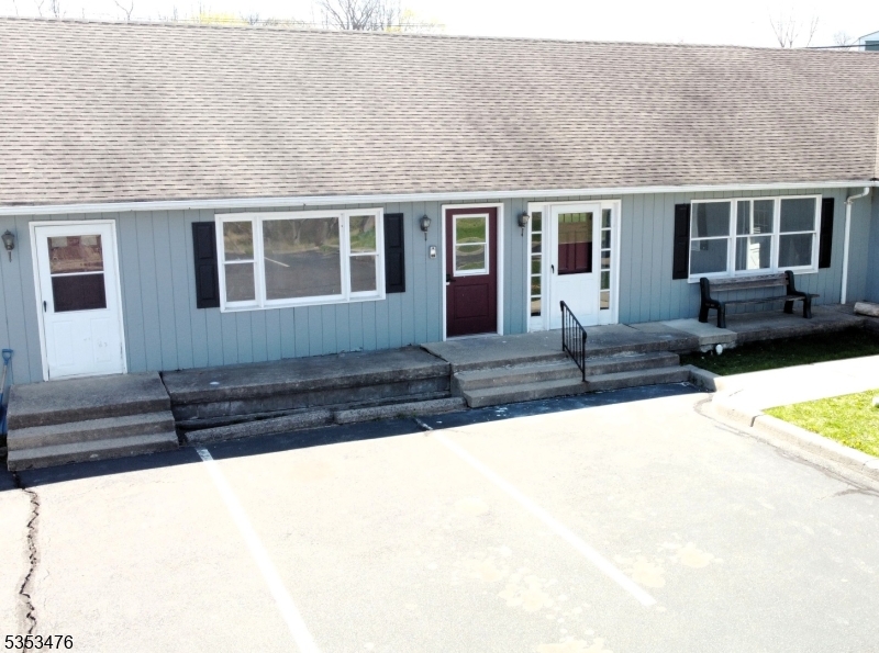200 Main Street Property Photo 4