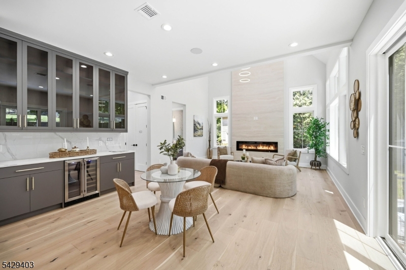 11 Rale Ter Property Photo 6