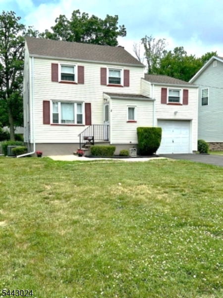 220 Penfield Pl Property Photo 1