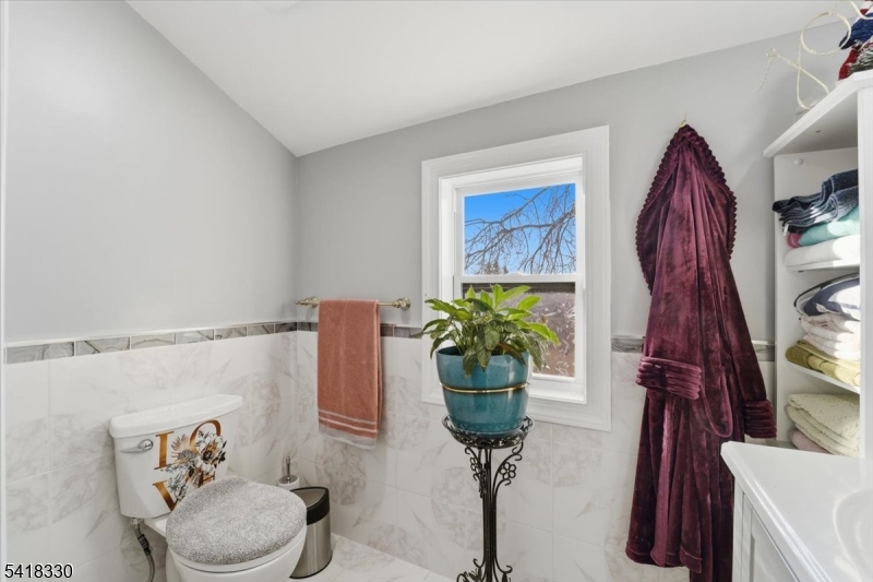 60 Stewart Ave Property Photo 40