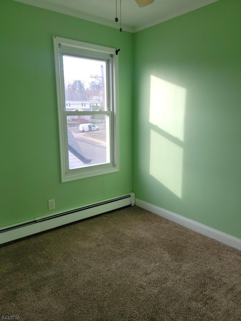 44 King St Apt 3 Property Photo 5