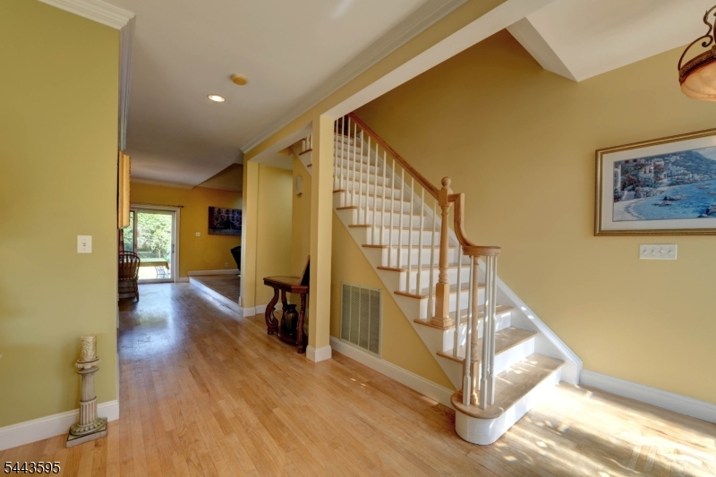 66 Boulevard Property Photo 5