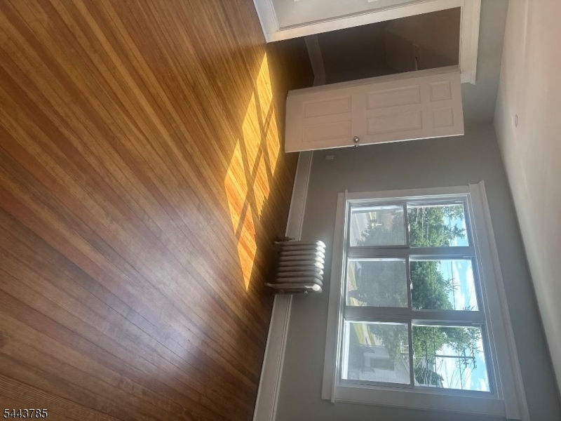 81 Union Ave Property Photo 19