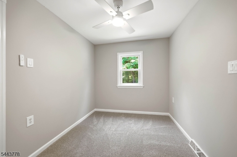 82 Fairview Dr Property Photo 19