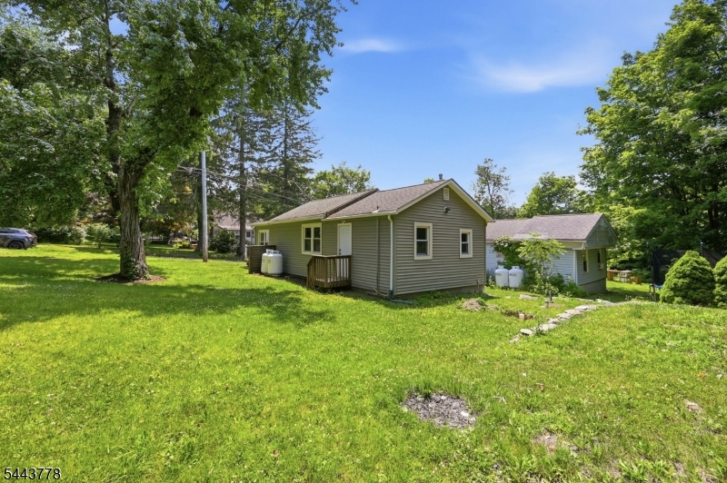 82 Fairview Dr Property Photo 24