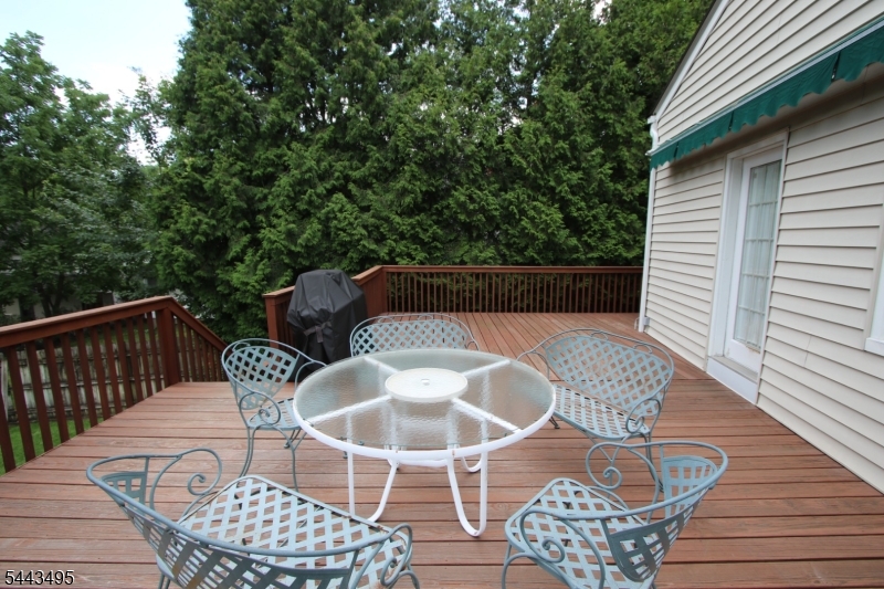 22 Sunset Dr Property Photo 22