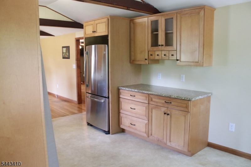 12 Clover Ln Property Photo 9