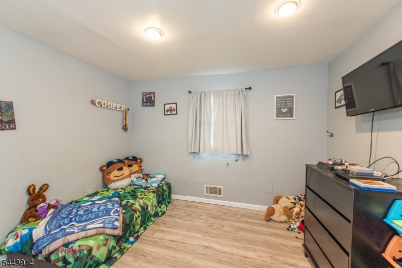 73 Bergen Ave Property Photo 12