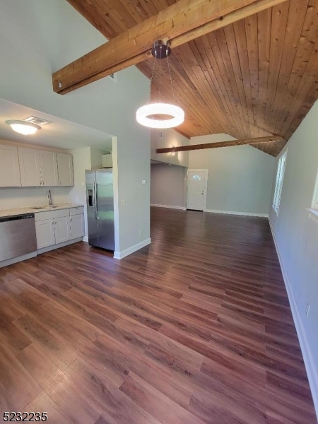 223 Halsey Rd 3 Property Photo 3