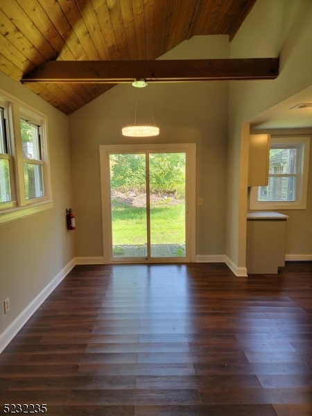 223 Halsey Rd 3 Property Photo 8
