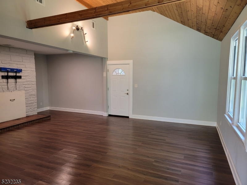 223 Halsey Rd 3 Property Photo 13