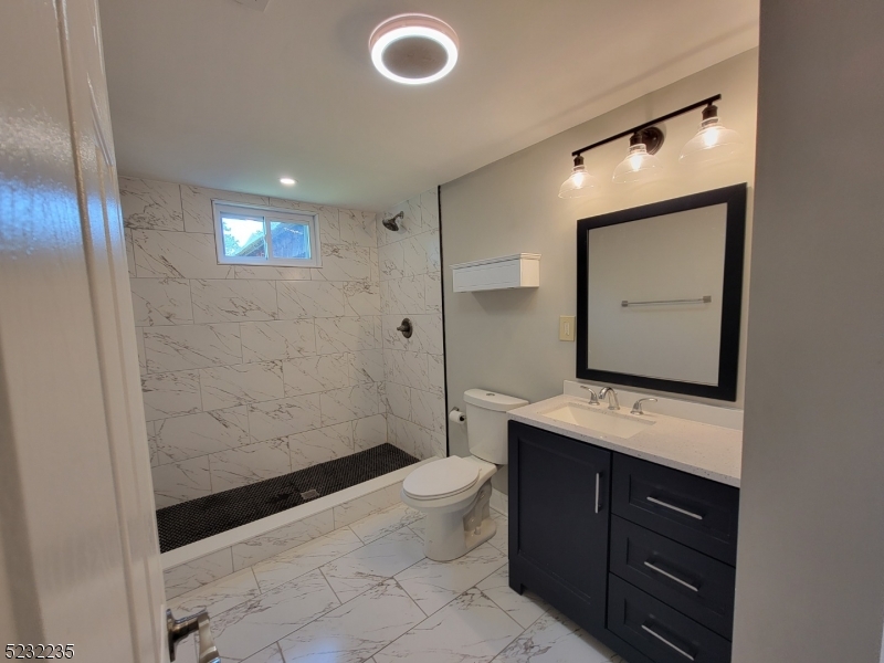 223 Halsey Rd 3 Property Photo 18