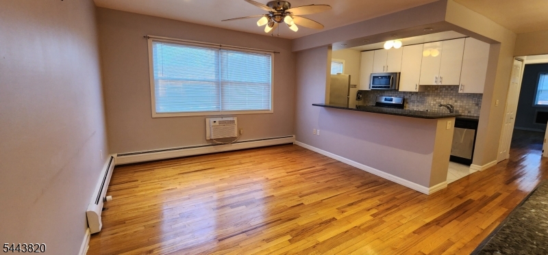 32 Knox Ter 1d Property Photo 4