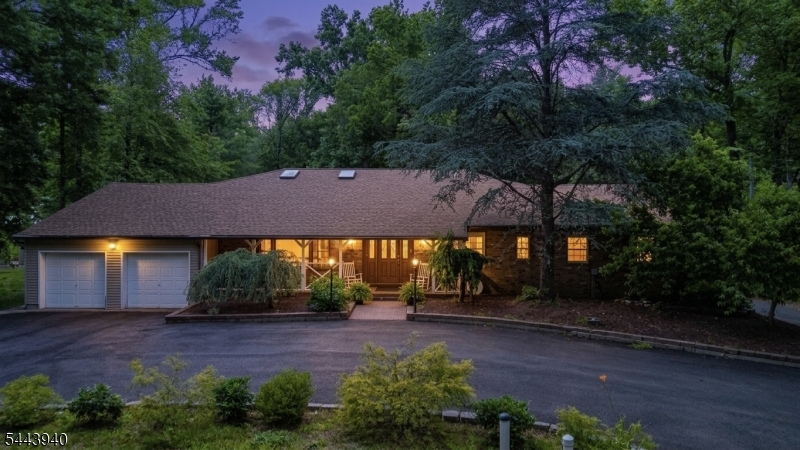 109 Fresh Ponds Rd Property Photo 1