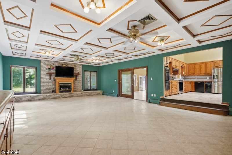 109 Fresh Ponds Rd Property Photo 13