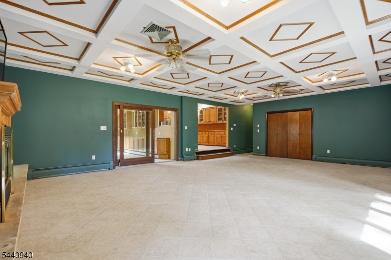 109 Fresh Ponds Rd Property Photo 16
