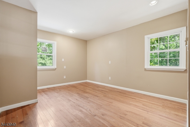 109 Fresh Ponds Rd Property Photo 24