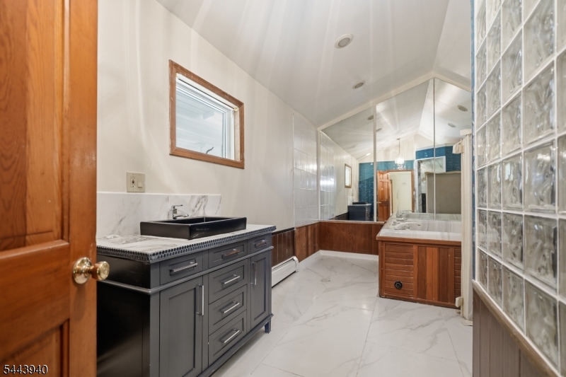 109 Fresh Ponds Rd Property Photo 28