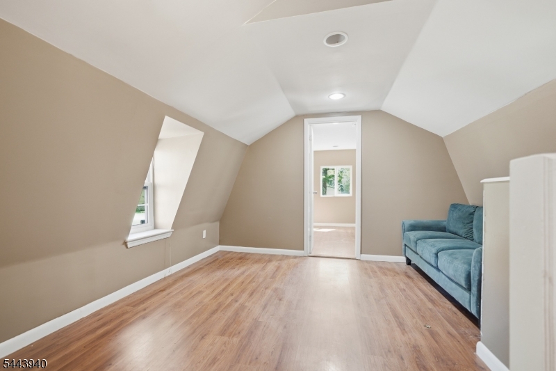 109 Fresh Ponds Rd Property Photo 31