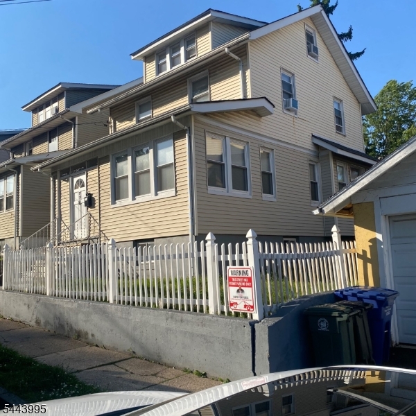 77 Wagner Pl Property Photo 2