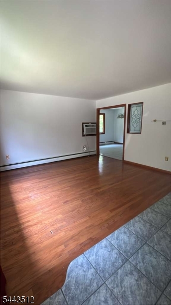 74 Roosevelt St Property Photo 3