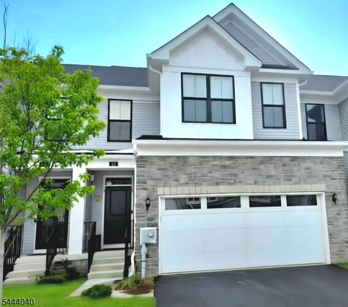 27 Wisteria Ct Property Photo 1