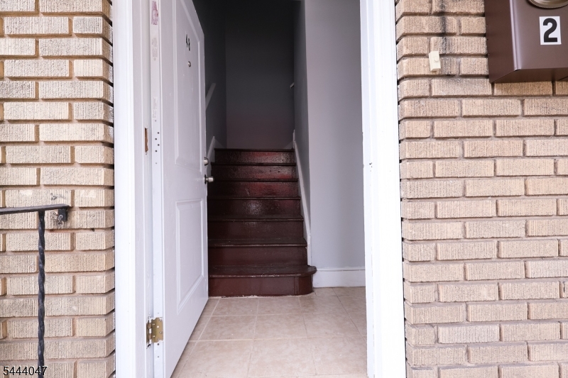 48 Salem St Property Photo 17