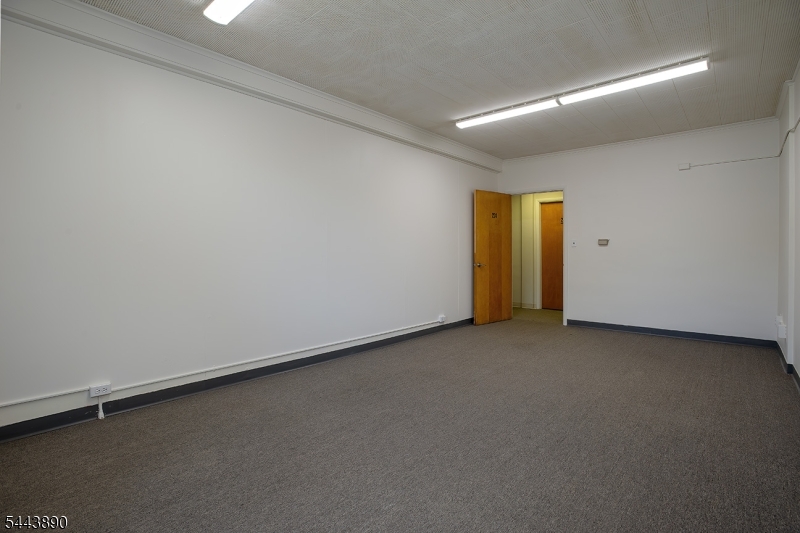 18 Church St Rm224 Property Photo 3