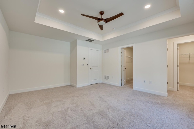 5 E Hartwick Dr Property Photo 14