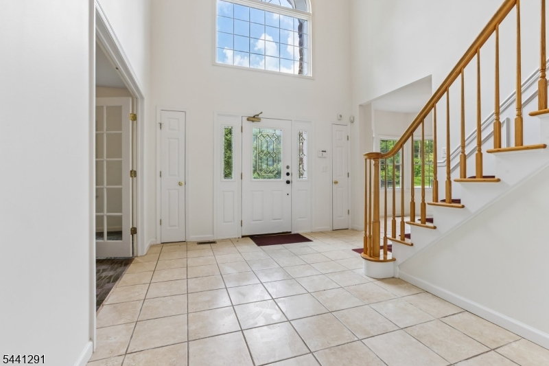 48 W Hanover Ave Property Photo 2
