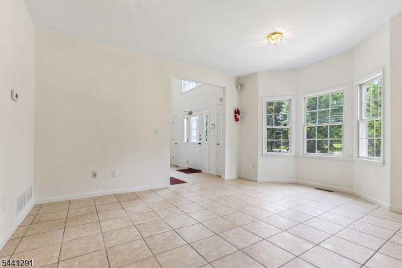 48 W Hanover Ave Property Photo 3
