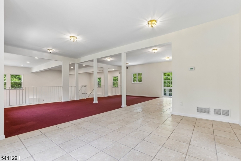 48 W Hanover Ave Property Photo 6