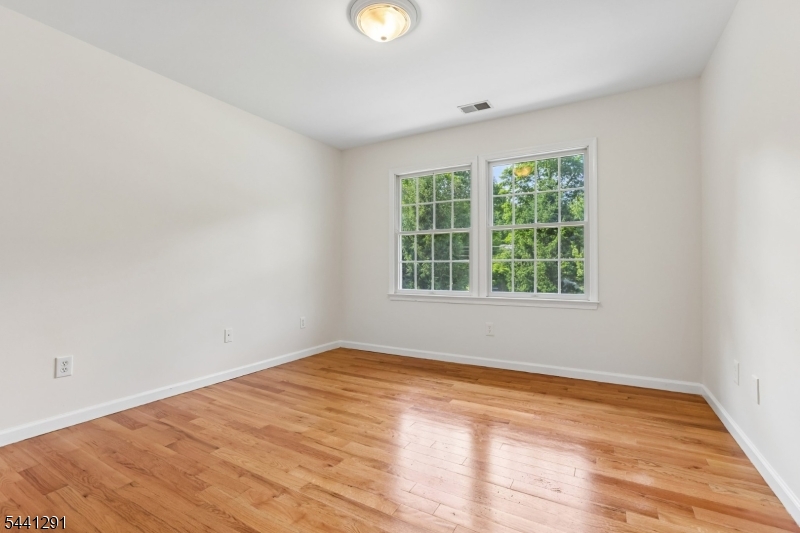 48 W Hanover Ave Property Photo 25