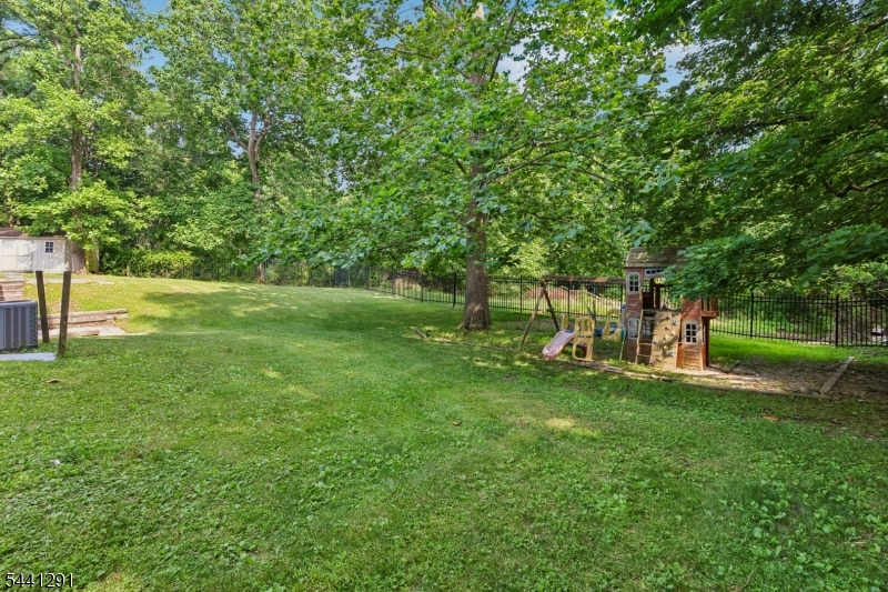 48 W Hanover Ave Property Photo 39