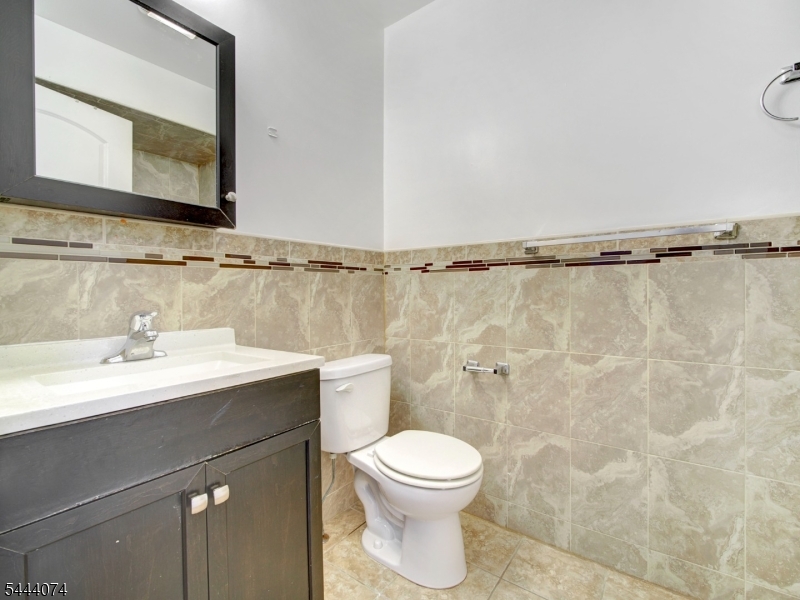 627 Hunterdon St Property Photo 11