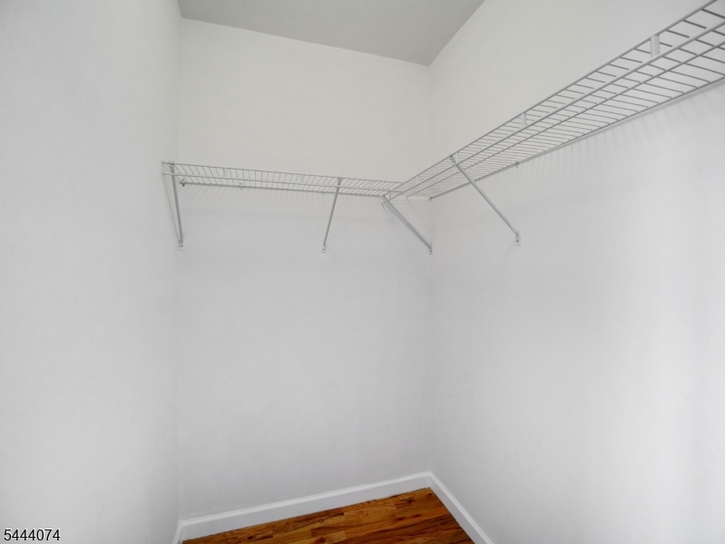 627 Hunterdon St Property Photo 12