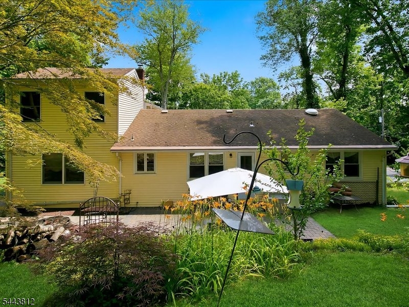 76 Long Hill Rd Property Photo 27