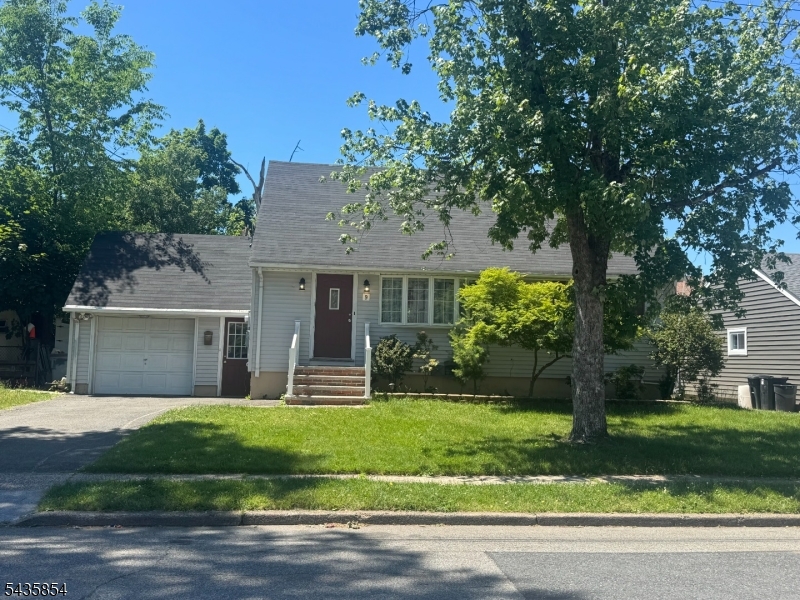 9 Wallace Ln Property Photo 2