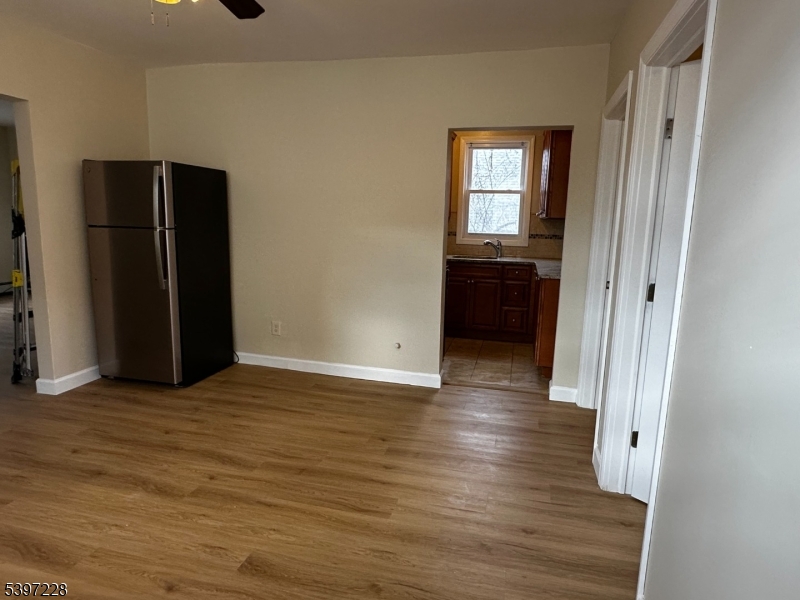 33 Hayward Pl 2 Property Photo 4