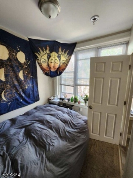 111 Park Ave Property Photo 5