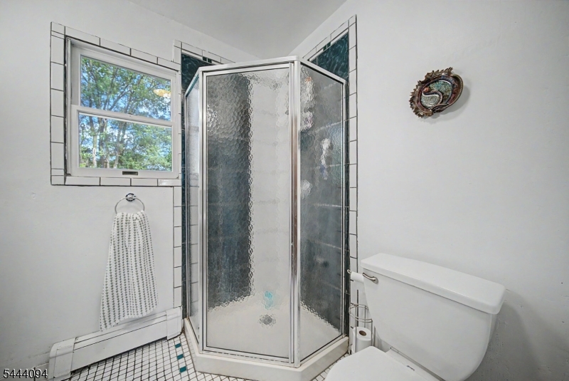 45 Leonard Ter Property Photo 16