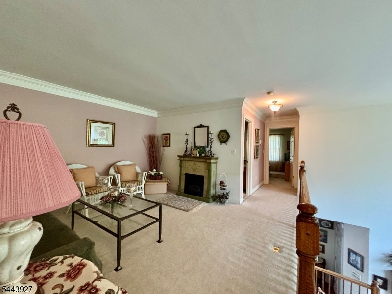 7 Dickerson Ct Property Photo 14