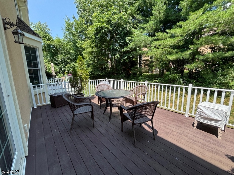 7 Dickerson Ct Property Photo 21