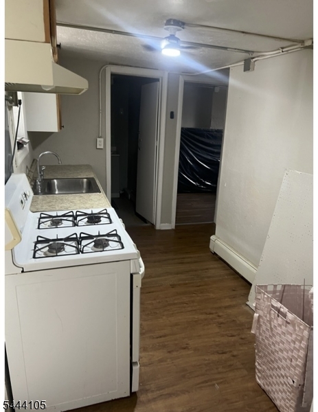 124 South St Property Photo 2