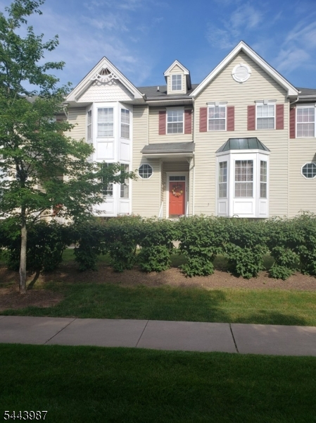 26 Worthington Ter Property Photo 2