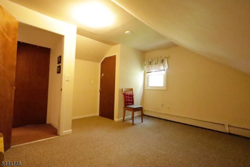 114 Sussex Ave Property Photo 18